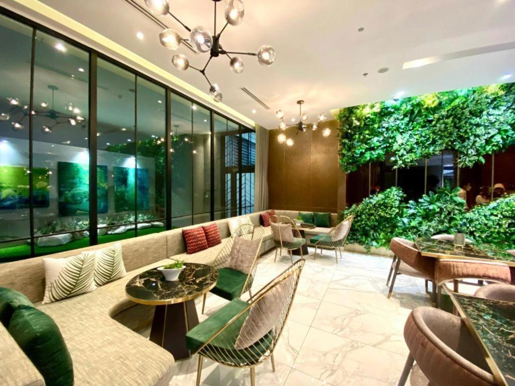 Lusso Suites - D1Mension & Zenity Residence, Sg'S Heart Thành Pho Ho Chí Minh Esterno foto